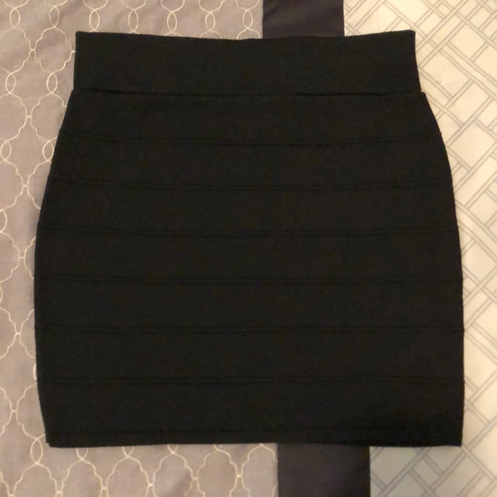 Shelly Black Bandage Skirt Large